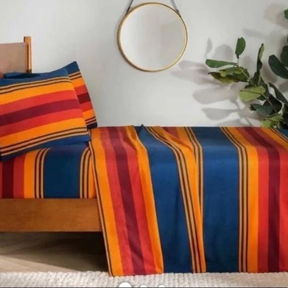 Pendleton Other - Pendleton flannel sheet set twin size fitted, flat &pillow case good condition